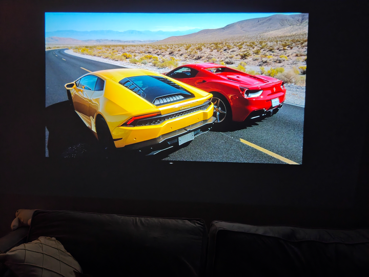 告别手动调画!哈趣Q1 Pro Max 650CVIA高亮巨幕,同价位LCD投影顶流