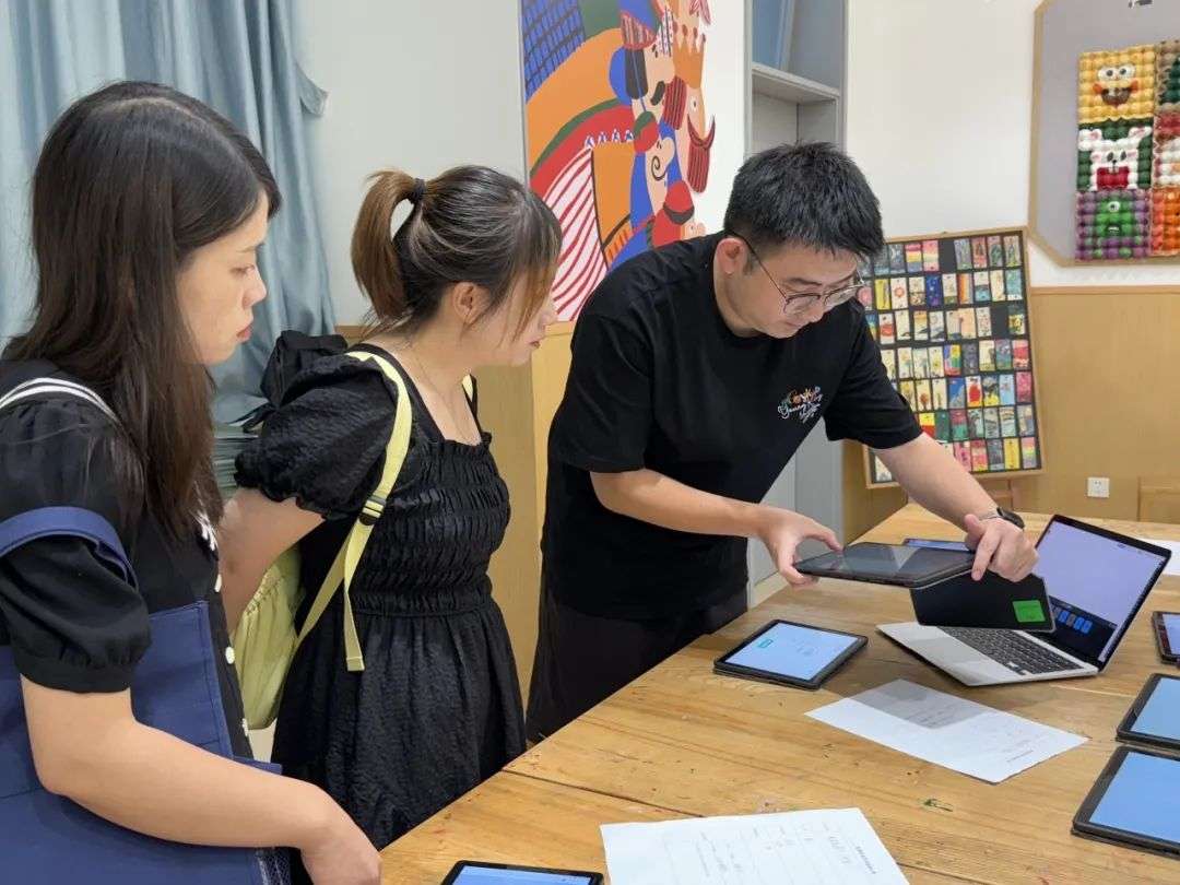 从“听讲”到“体验”——海曙小学人工智能赋能课堂“全攻略”