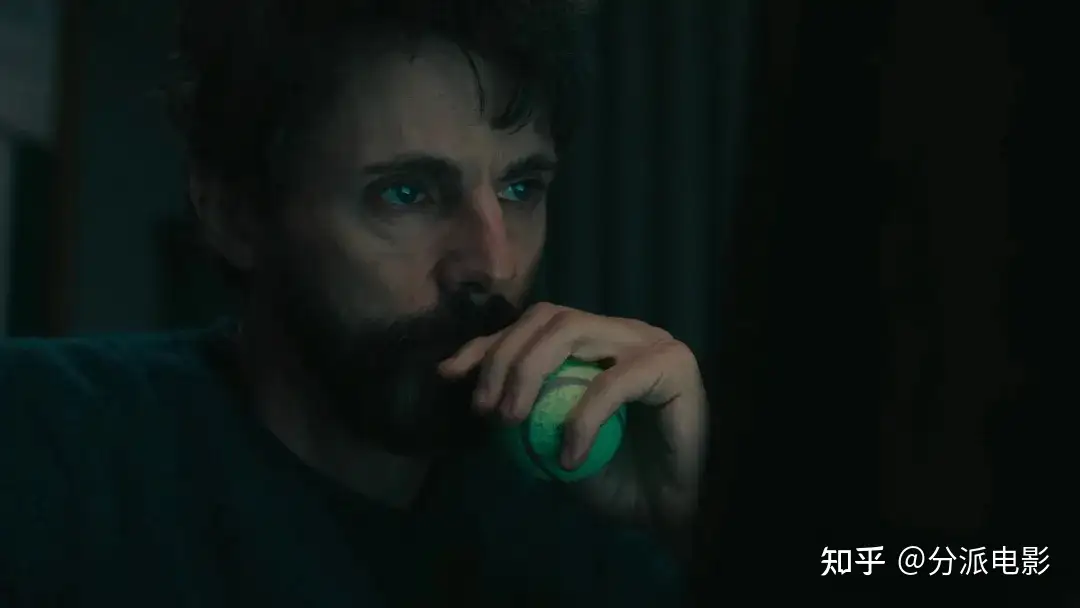 英剧《悬案解码》开播即爆,评分居然超越网飞年度剧王