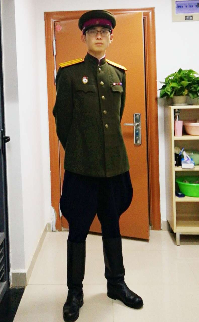 童大尉 的想法: 二战原品的苏联43常服和野战服.礼服全齐… - 知乎
