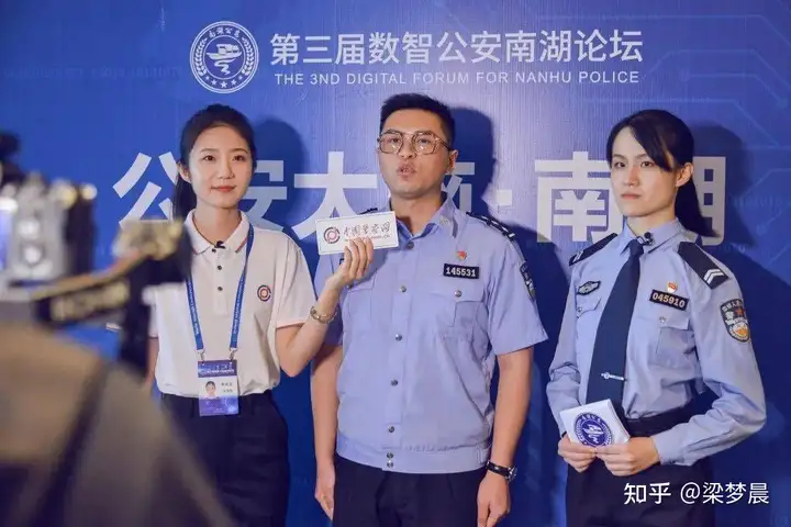https://picx.zhimg.com/80/v2-24999b38652807c1cf1f5e2ad4f739fa_720w.webp?source=2c26e567