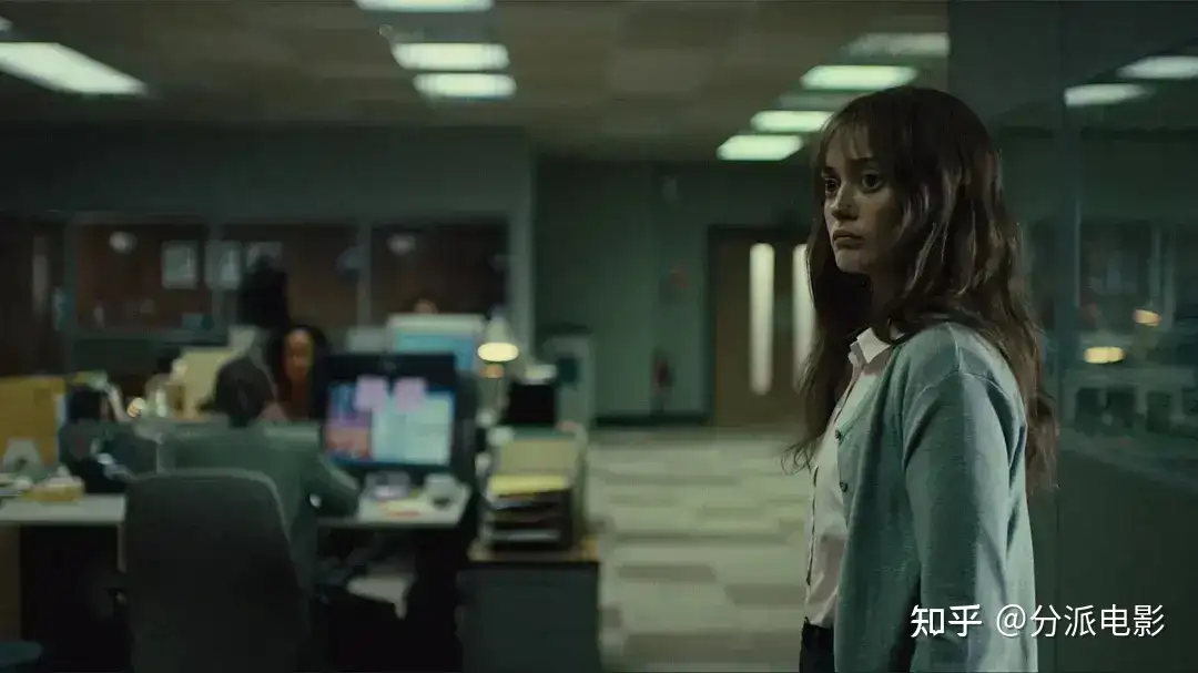 艾拉·珀内尔《甜豌豆》年度爽剧、口碑爆炸,女神黑化太变态!
