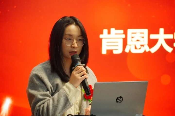 赠一缕书香 传一份真情 ——杨以付新书发布会暨赠书仪式在温州举行