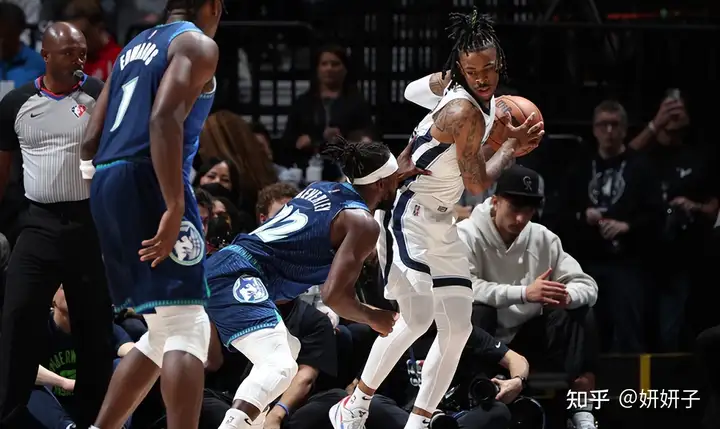 NBA 历史上有哪些 1:3 落后最终翻盘的季后赛？