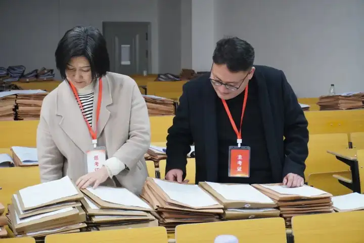 杭州市教科院巡考员林晓一行来我校塘栖校区检查指导考试工作
