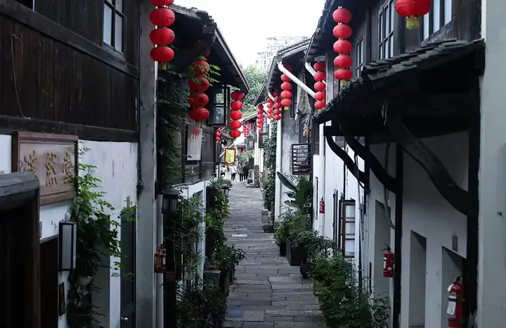 杭州西湖一日游路线的最佳安排，西湖一日游3条路线攻略