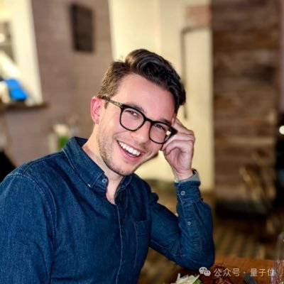 机器人入职洗衣房，开始打工挣钱！苹果前AI高管打造