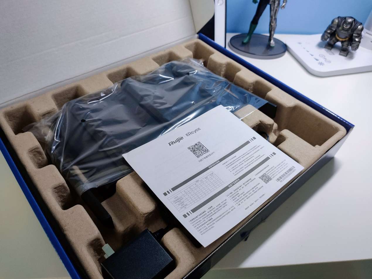 锐捷小钢炮路由器——稳定、高效、智能的家庭网络解决方案