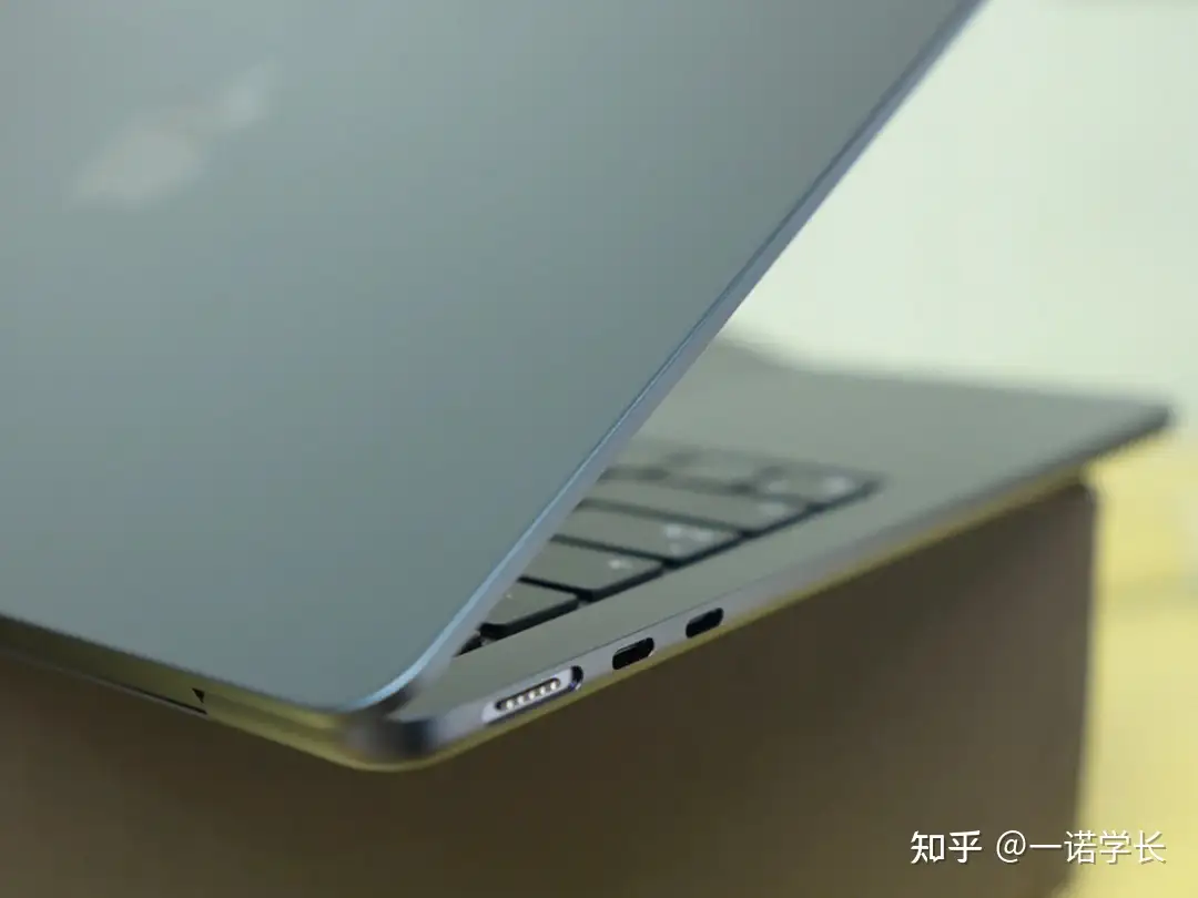 macbook air m2 的35w和67w充电器该如何选择？ - 知乎