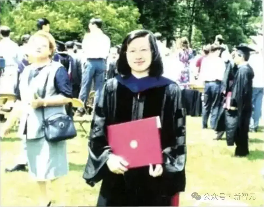 苏妈击溃英特尔再战英伟达，十年逆袭市值飙至1600亿！AMD怪兽完爆4090 7.3倍