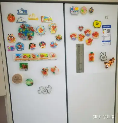 网传冰箱贴一直不挪会伤害冰箱，有科学依据吗？冰箱贴到底该怎么贴？