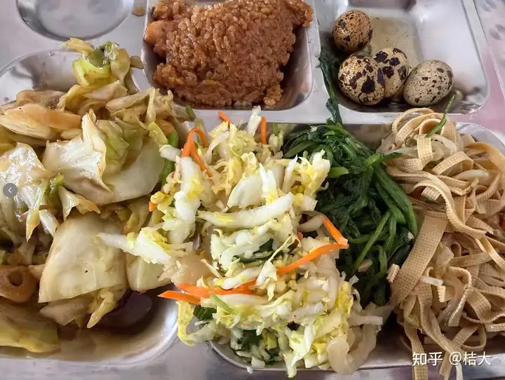 网友说自己一天不吃青菜就浑身难受，这是什么心态？你有这种吃菜焦虑吗？