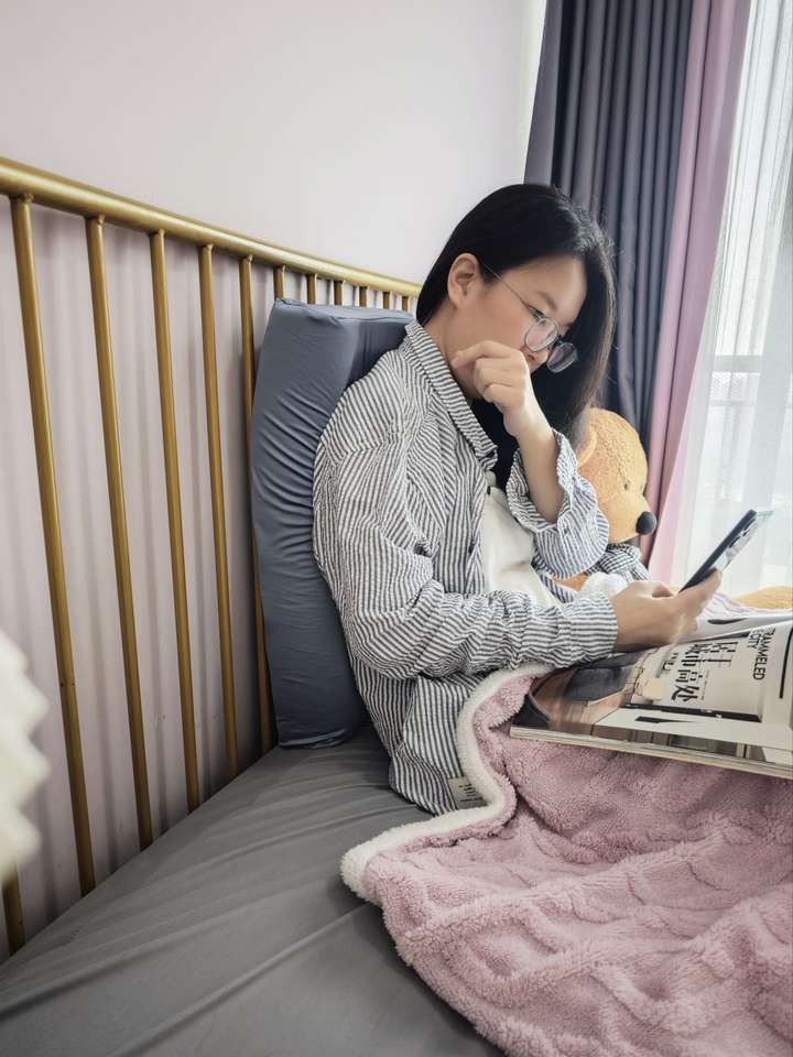 坦白局｜睡觉流口水 + 油皮猫，终于挖到能机洗的本命护颈枕！