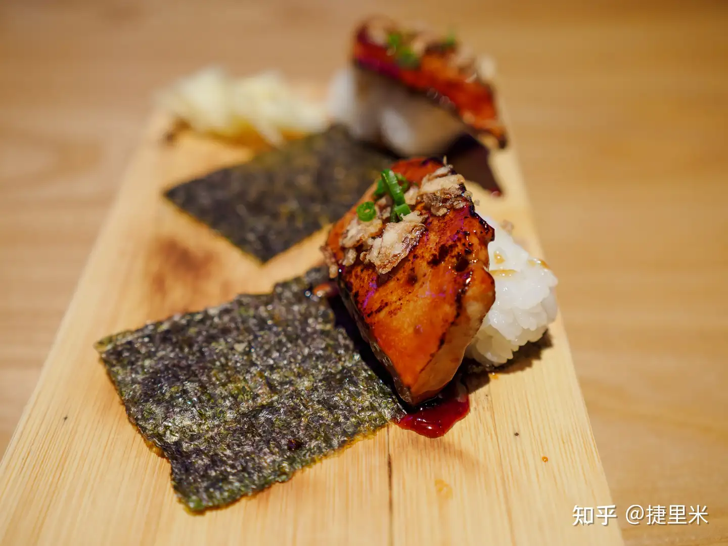 如何用镜头拍出「味觉疗愈感」?春夏时令美食的拍摄，如何传递食物与情绪的关联?
