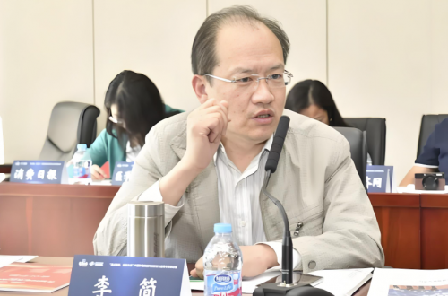 胸外一把刀李简:妙手斩 “结” 肺健无忧