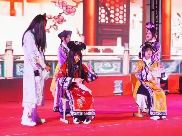 【活力校園】體藝融匯 活力迎新 | 塘棲校區(qū)體育藝術(shù)節(jié)閉幕式暨元旦晚會圓滿落幕!(圖8) 【活力校園】體藝融匯 活力迎新 | 塘棲校區(qū)體育藝術(shù)節(jié)閉幕式暨元旦晚會圓滿落幕!(圖8)