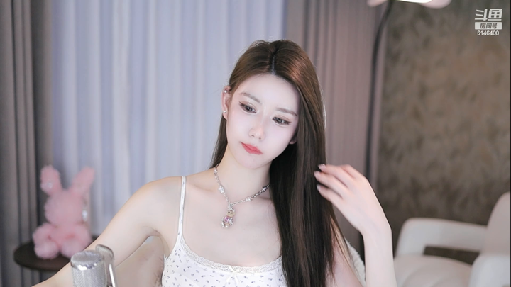 烦烦by直播秀发披肩2024-04-19-2053|米娜娜