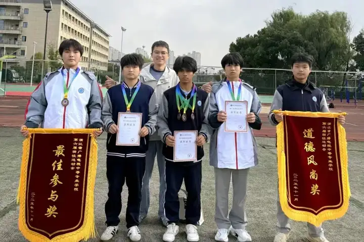 【活力校园】执笔逐梦不倦 乘风万里可期 | 计算机应用专业2505班级风采展(图13) 【活力校园】执笔逐梦不倦 乘风万里可期 | 计算机应用专业2505班级风采展(图13)