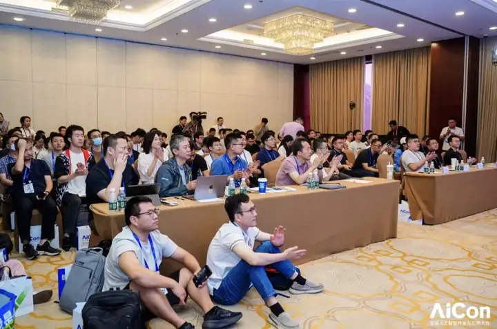从大模型到智能体：50+ 头部企业的 AI 进化实践