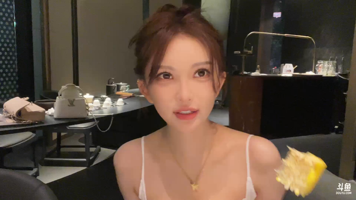 南妹儿呀最新直播录像2024-04-15-1719|米娜娜