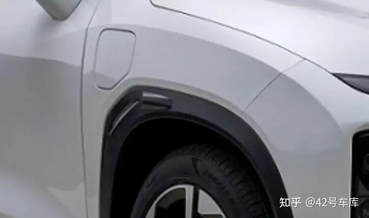 蔚来 ES7 无伪装实车曝光,该车都有哪些亮点?8 蔚来 ES7 无伪装实车曝光,该车都有哪些亮点?