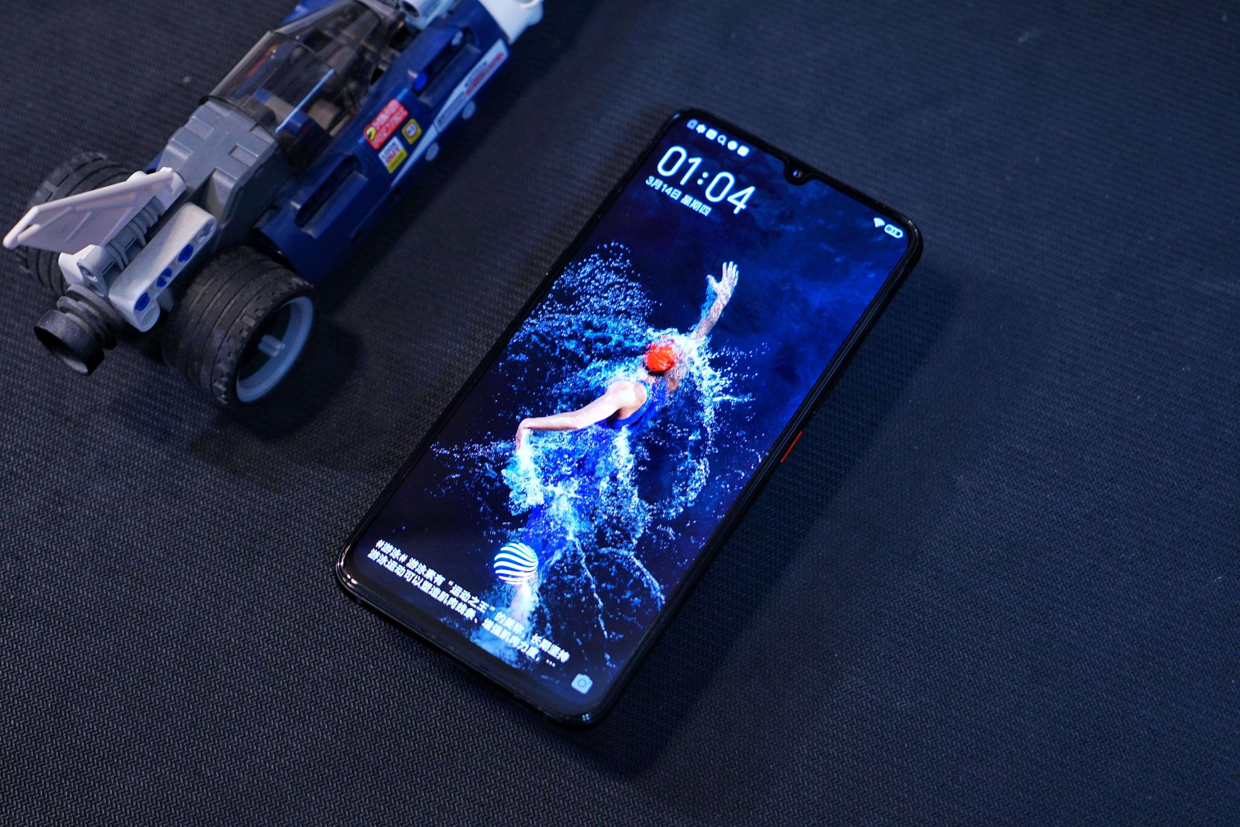 科技头条 的想法: 聊聊vivo iqoo一代 ①性能不说了,都顶配… - 知乎