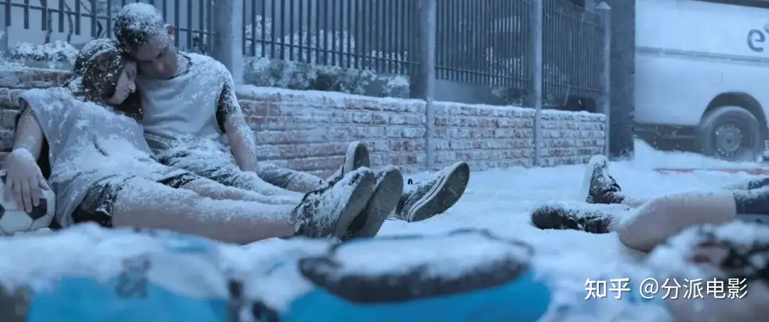 《永航员》科幻+悬疑+末日题材,雪花也能杀人?