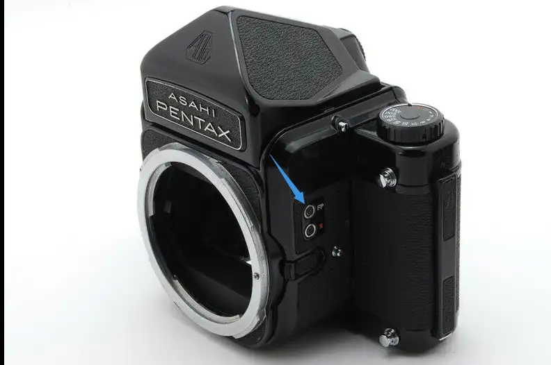 ペンタックスPENTAX 6x7 67 ミラーアップ　TTL 中判カメラ 後期型
