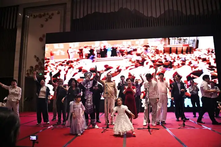 刑铸法治 骏启新程｜大成刑委会2025年会盛典耀启邕城