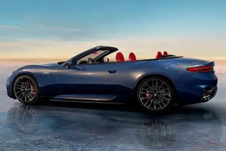 玛莎拉蒂全新grancabrio敞篷车2月29日亮相该车型有哪些亮点设计