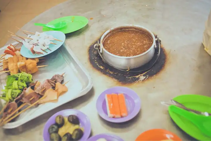 马来西亚有哪些美食值得品尝，去那里旅游求推荐？