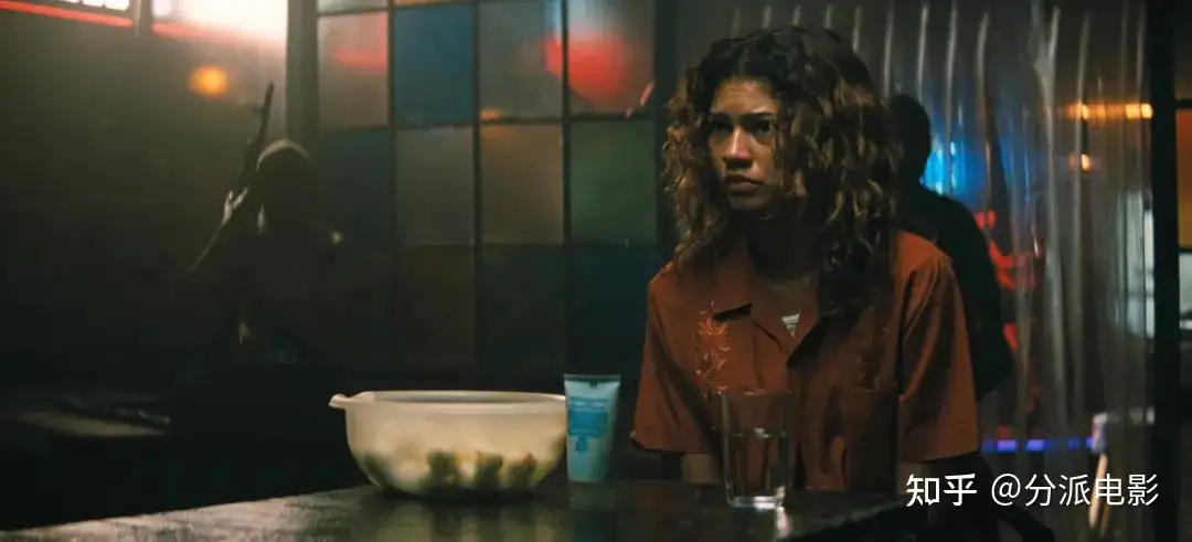 大尺度王牌剧回归，《亢奋第三季》8.8分值得吗？