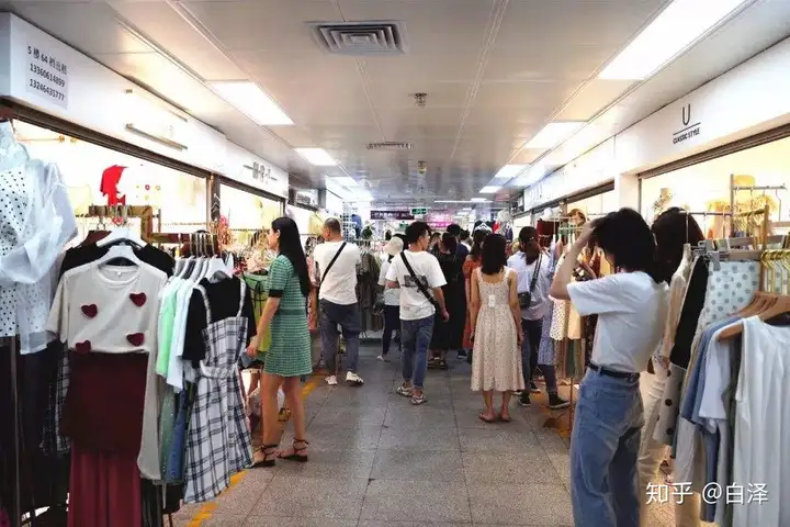 传统服装批发市场会不会被电商模式干掉？或者几乎被干掉。（时间问题）