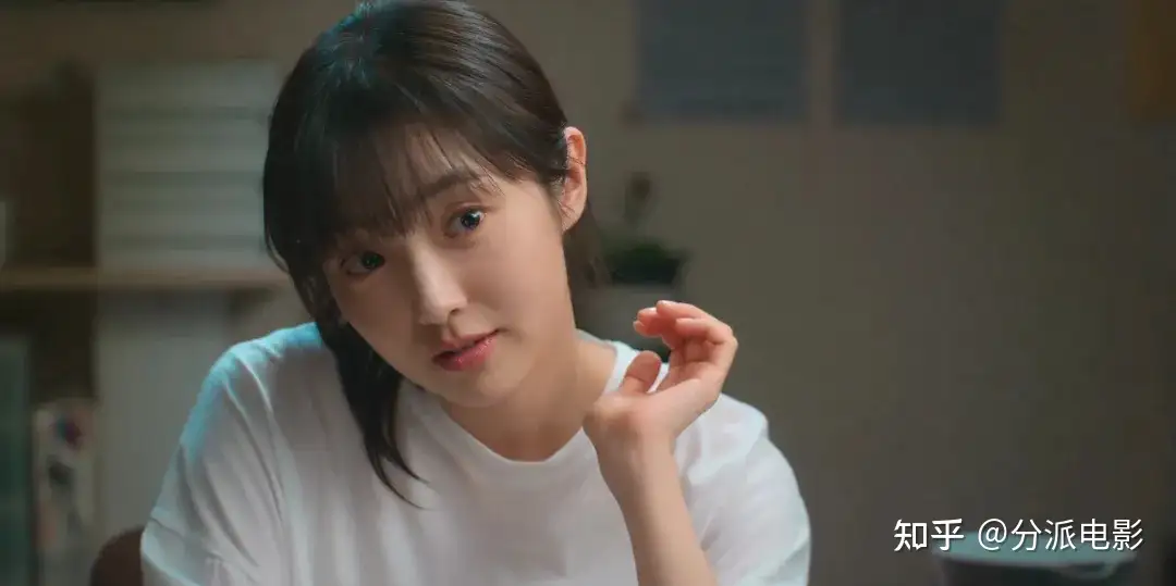 《现金英雄》高能预警！另类超英氪金出战