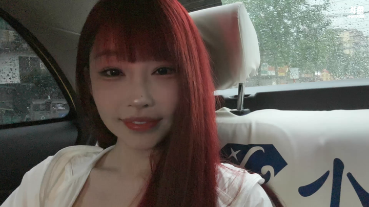 vivi小小酥今天过得好么 要不要陪陪你2024-06-20-1839|米娜娜