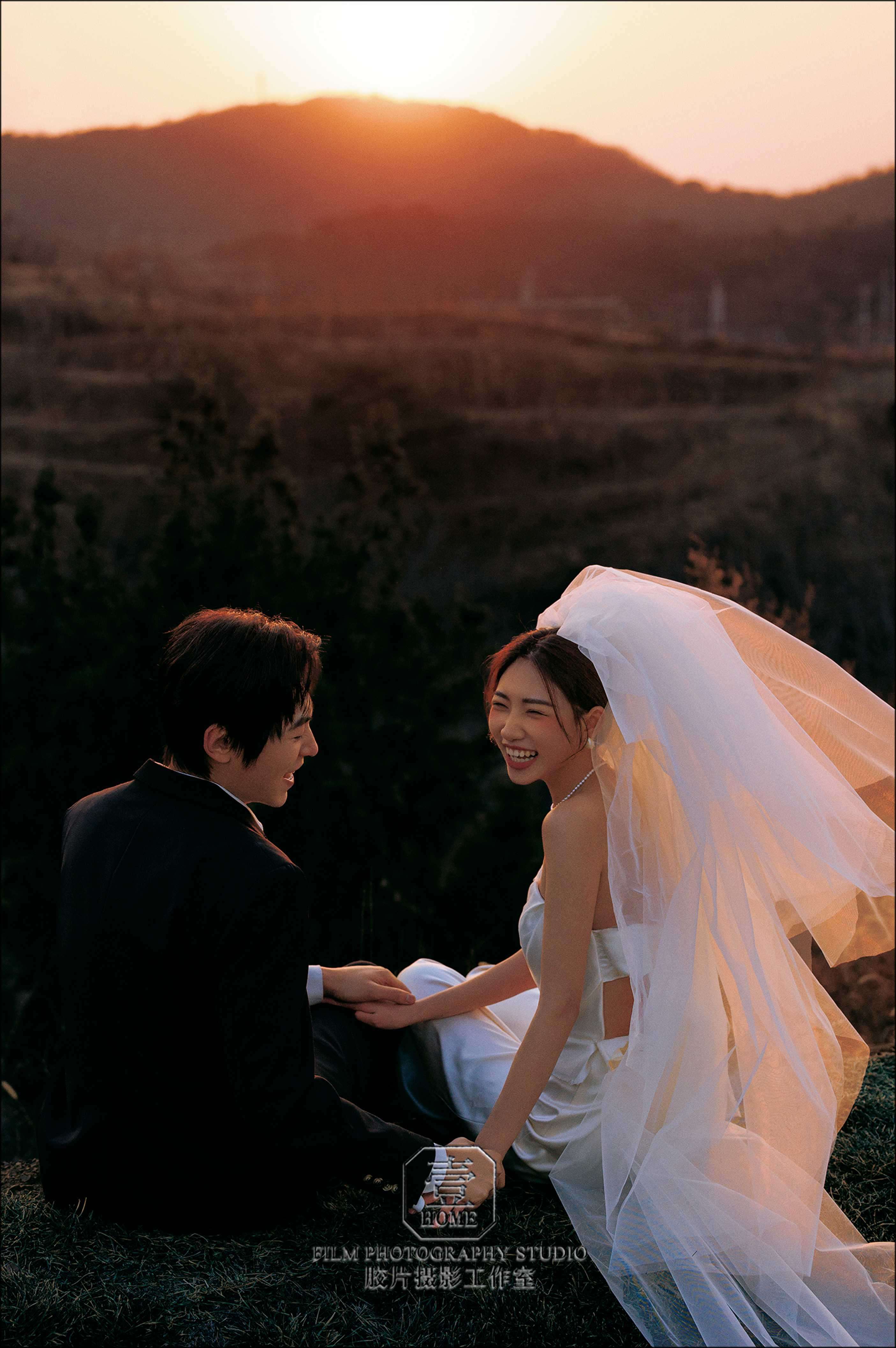 小壹的日常婚纱照 的想法: 这摄影师是懂电影感婚纱照怎么拍的75美