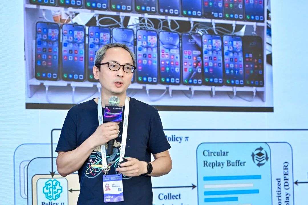 定义科学智能2.0：在WAIC，复旦与上智院的答案是开放协作、科学家为中心，以及一个「合作伙伴」