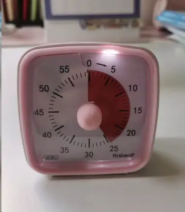 如果孩子的智商是足够的，家里的经济实力也是够的，怎么系统的培养，孩子将来可以考上清华？