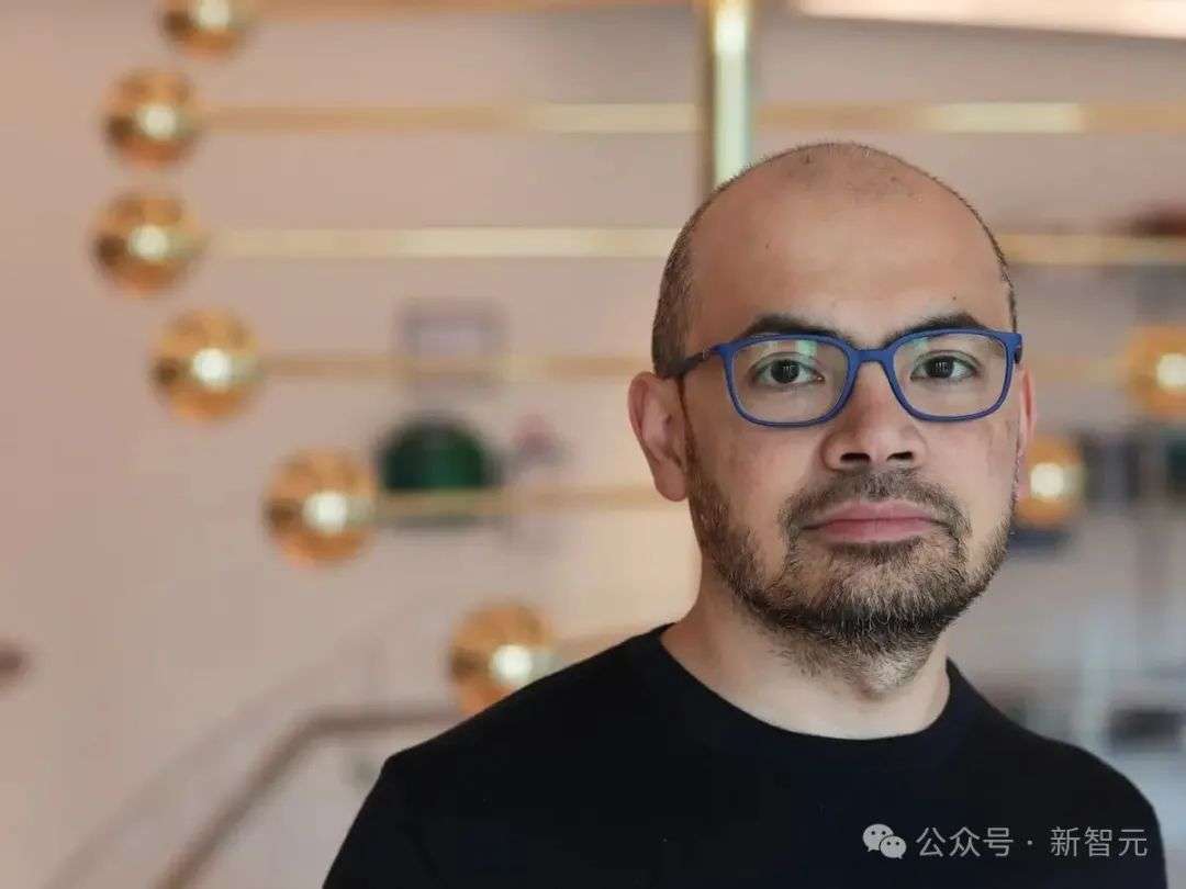 全球第一AI科学家天团，首战封神！2.5个月找到治盲新药，医学圈震撼