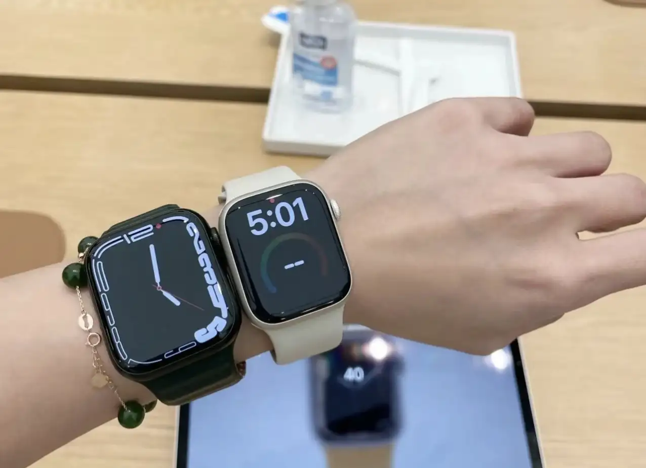 该入手Apple Watch S7，SE2还是S8？ - 知乎