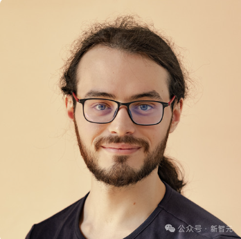 2030年，AGI概率至少10%！AI范式转变快，谁能预测GenAI下一代？