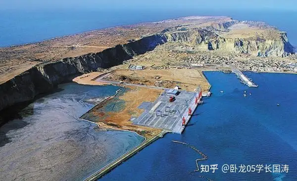 巴基斯坦的瓜达尔港为何会转交中国企业建设和运营？未来发展前景如何