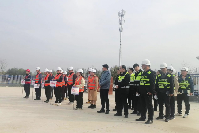 中国二冶北师大神木学校项目开展消防宣传月启动仪式暨火灾消防应急演练活动