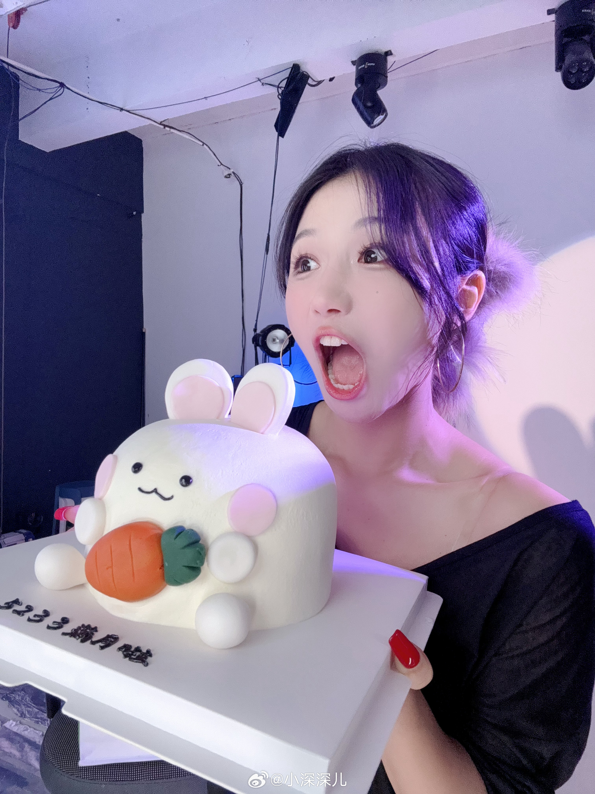如何观看小深深儿的抖音直播回放？|阿里舞台