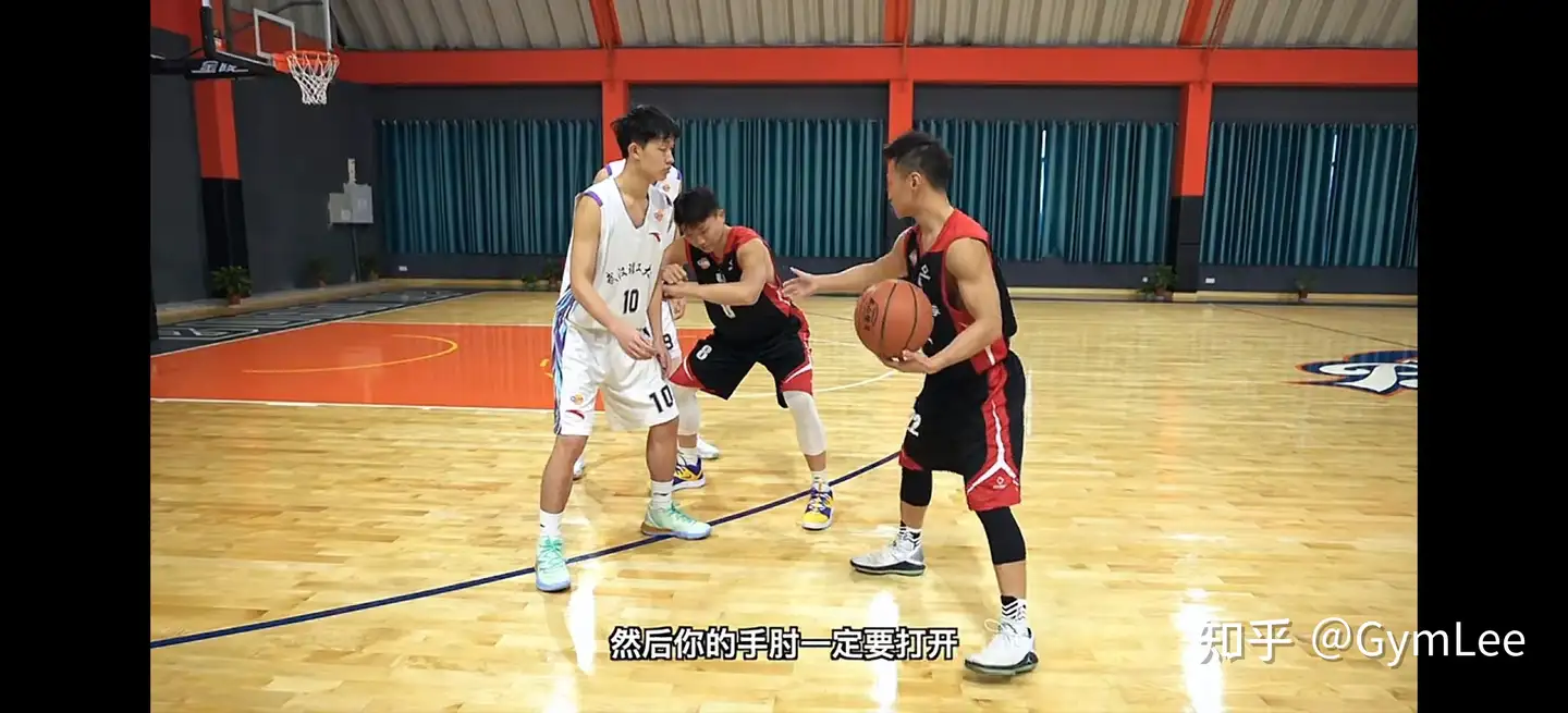 为什么野球场上的人很少打挡拆，就是你给他当左边他非要跑右边？