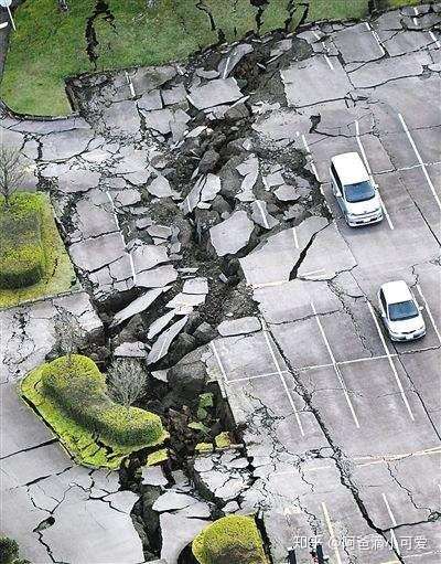 地震严重了吧地真的会裂开吗