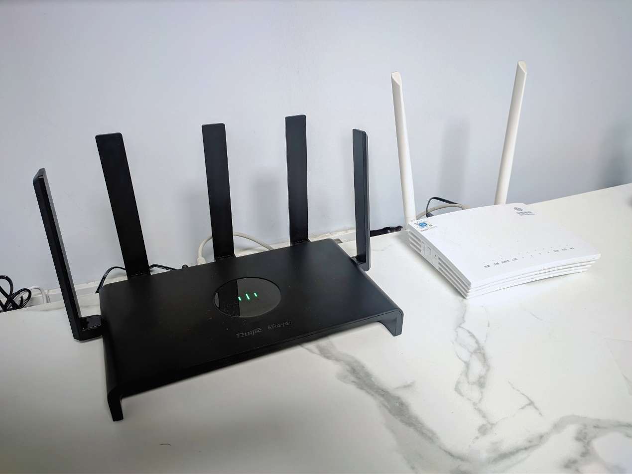 锐捷小钢炮路由器——稳定、高效、智能的家庭网络解决方案