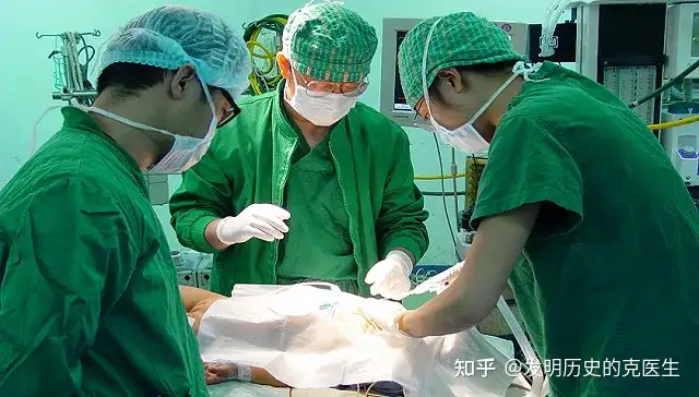 对病人来说，同一个医院的副主任和主治差距大吗？