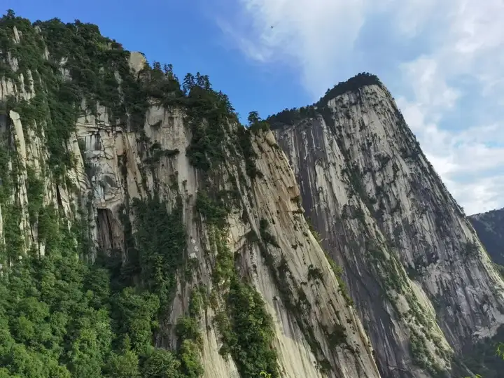 陕西华山旅游好玩吗？有什么旅行攻略分享？（陕西省华山风景旅游区在哪里）