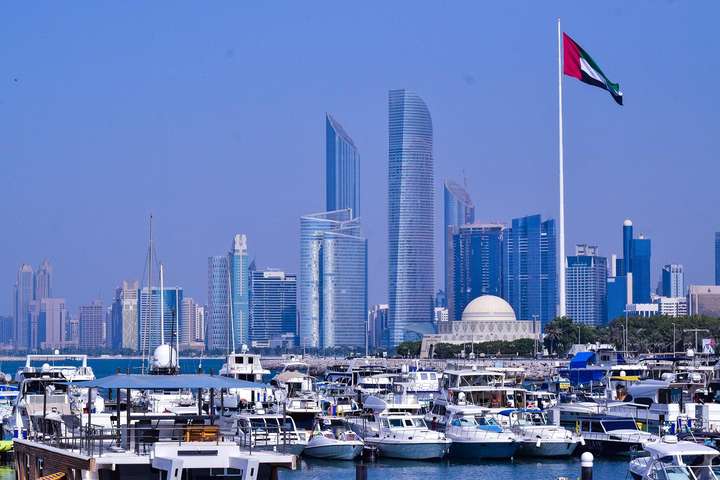 阿布扎比是哪个国家？在迪拜打工收入吓死人